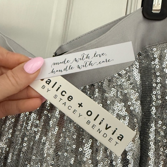 •NWT• Alice & Olivia Ivey Sequin Maxi Skirt - Picture 7 of 9